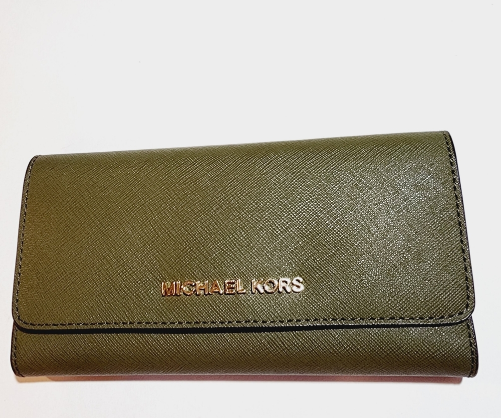 Michael Kors Jet Set Travel Crossgrain Leather Tri-Fold Wallet Duffle New